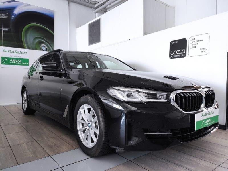 BMW Serie 5(G30/31/F90) 520d 48V xDrive Touring Business - Cozzi